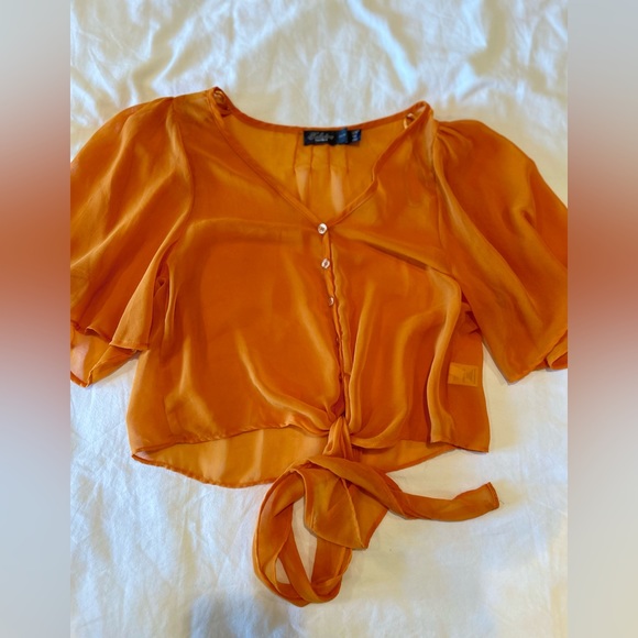 Collection Costa Blanca Sheer Orange Button Crop - Picture 1 of 2